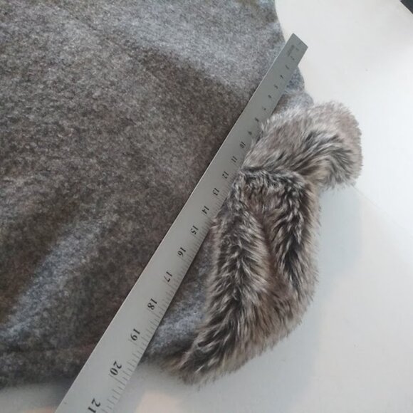 Chico's women's size 1 (M) gray marbled short sleeve wool blend cardigan - Picture 11 of 15